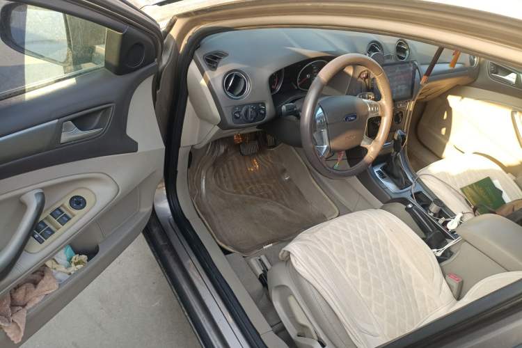 Used Ford Mondeo 2011 2.3L Fashion Edition