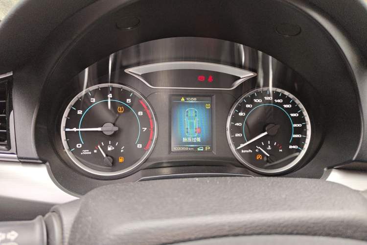 Used Haval H7 2017 Red-Label H7 2.0T Automatic Prestige Model
