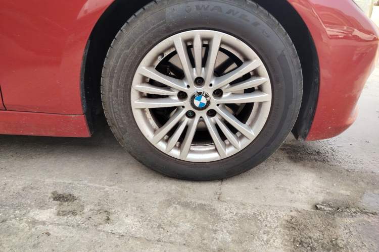 Used BMW 3 Series 2014 320Li Fashion Model