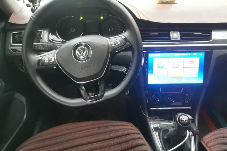 Used Volkswagen C-TREK 2018 1.5L Manual Comfort Model