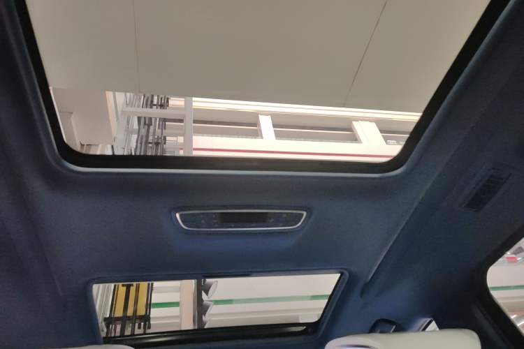 Used Buick GL8 2020 Avenir Avia Four-Seat Luxury Edition
