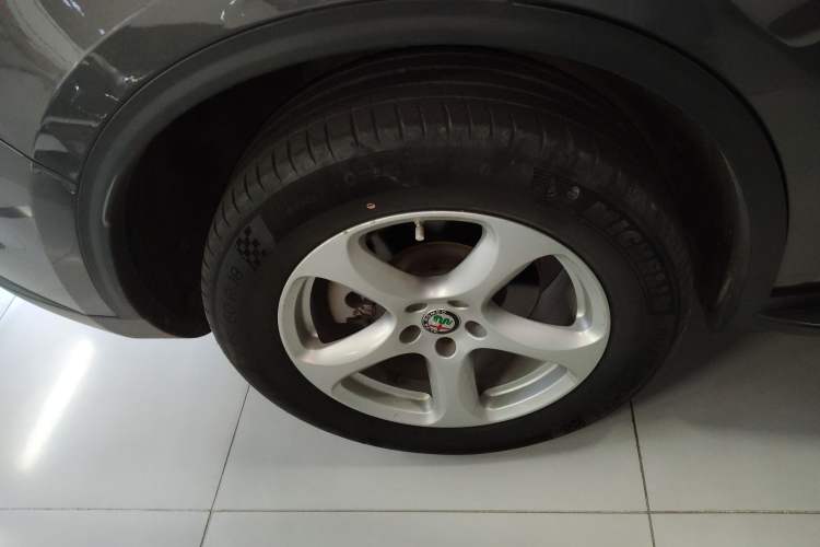 Used Alfa Romeo Stelvio 2017 2.0T 200HP Elite Edition