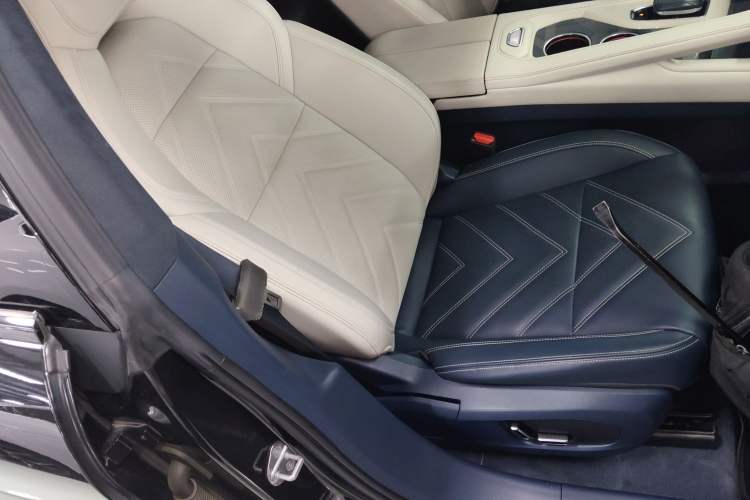 Used Zeekr 001 2021 Long-Range Dual-Motor WE Edition
