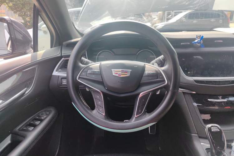 Used Cadillac XT5 2024 2.0T All-Wheel-Drive Luxury Version (Hummingbird Edition) Steering Wheel