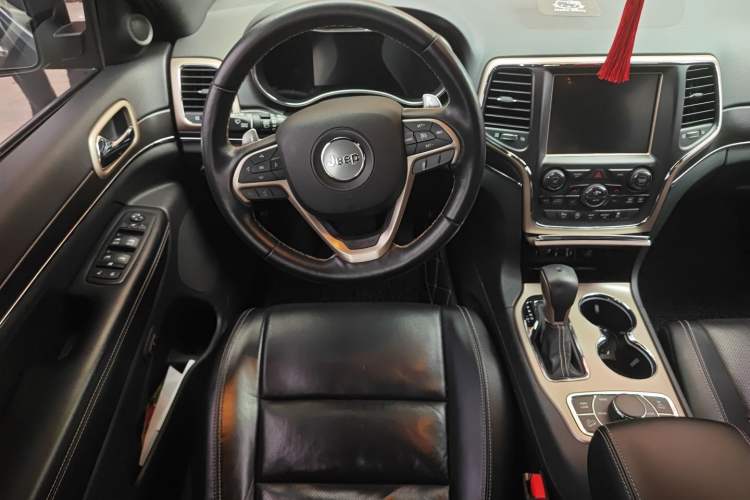 Used Jeep Grand Cherokee 2016 3.0L Elite Navigation Edition
