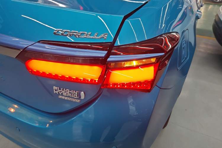 Used Toyota Corolla Hybrid E+ 2019 1.8L E-CVT Flagship Edition
