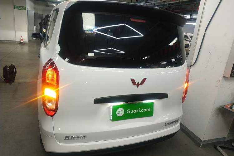 Used Wuling Hongguang New Energy 2024 All-Electric Model 300KM Standard Version
