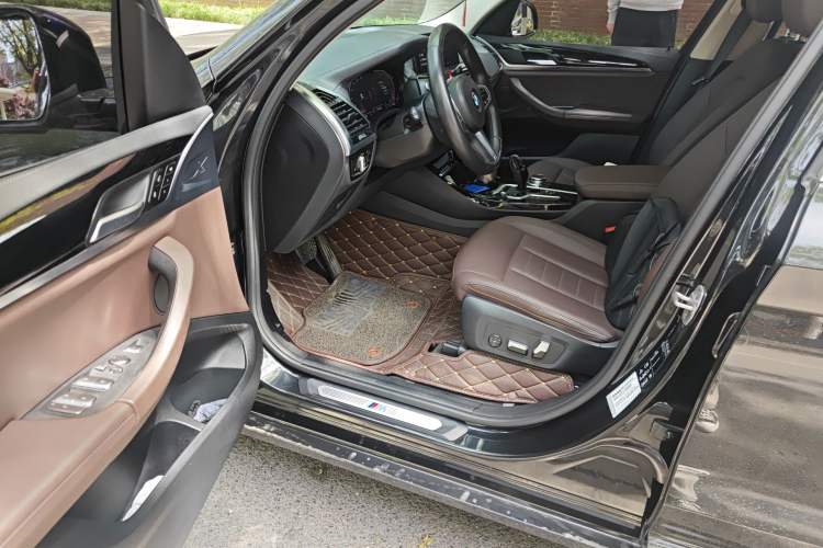 Used BMW X3 2020 xDrive25i M Sport Package Driver Seat