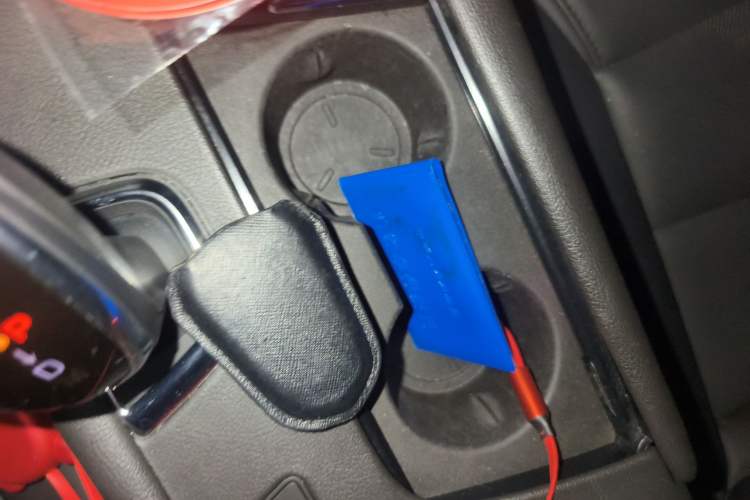 Used Cadillac XT5 2018 25T Luxury Model Vehicle Key