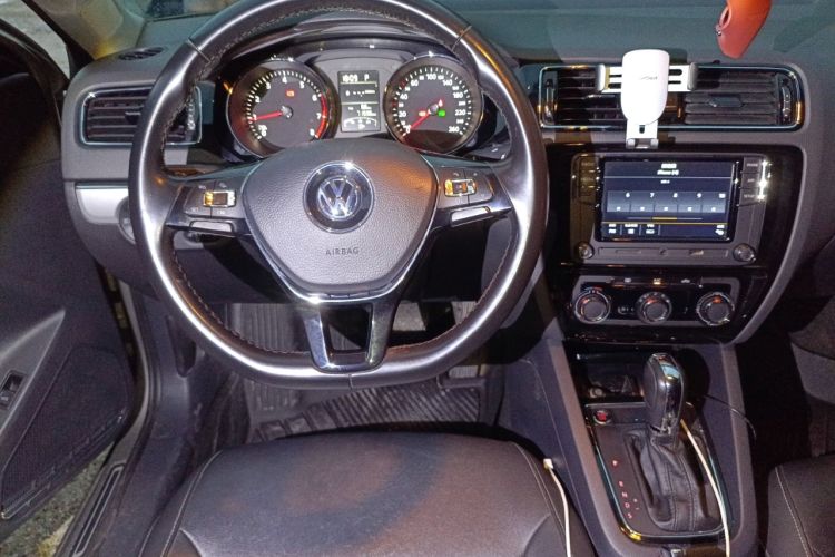 Used Volkswagen Sagitar 2018 1.6L Automatic Comfort Model
