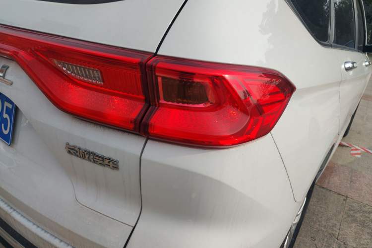 Used Haval M6 2021 PLUS 1.5T DCT Elite Smart Connectivity Model