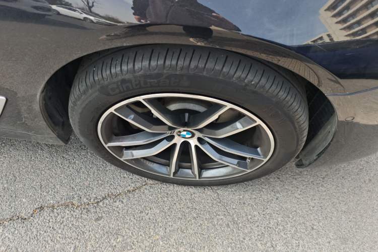 Used BMW 5 Series 2021 525Li M Sport Package