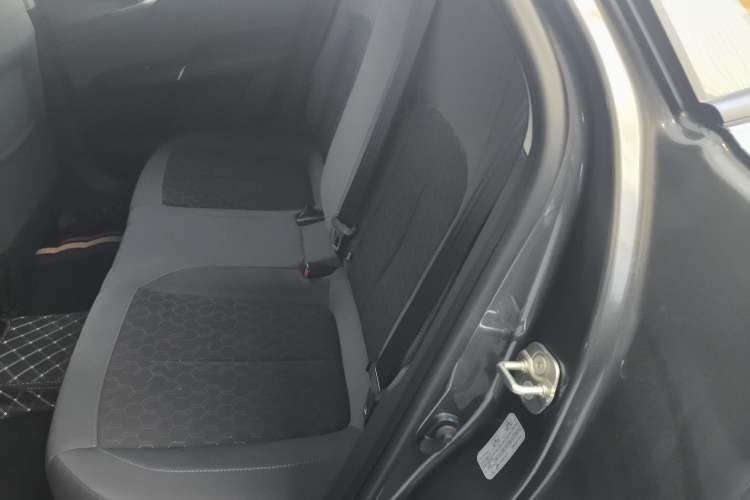 Used CHANGAN Eado PHEV 2025 Smart New Blue Whale 145KM High-Energy Edition
