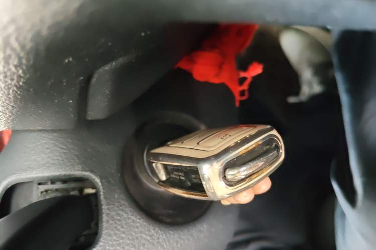 Used Volkswagen Polo 2011 1.4L Manual ZhiShang Edition Vehicle Key