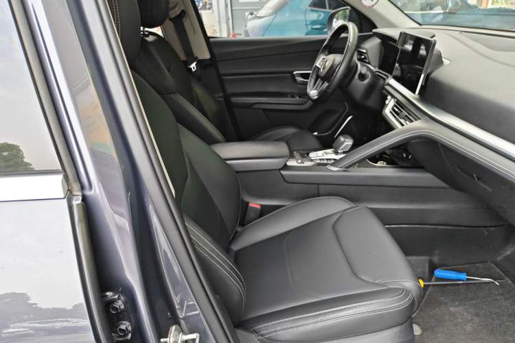 Used BYD Song Pro 2019 1.5T Automatic Luxury Model Right Front Seat