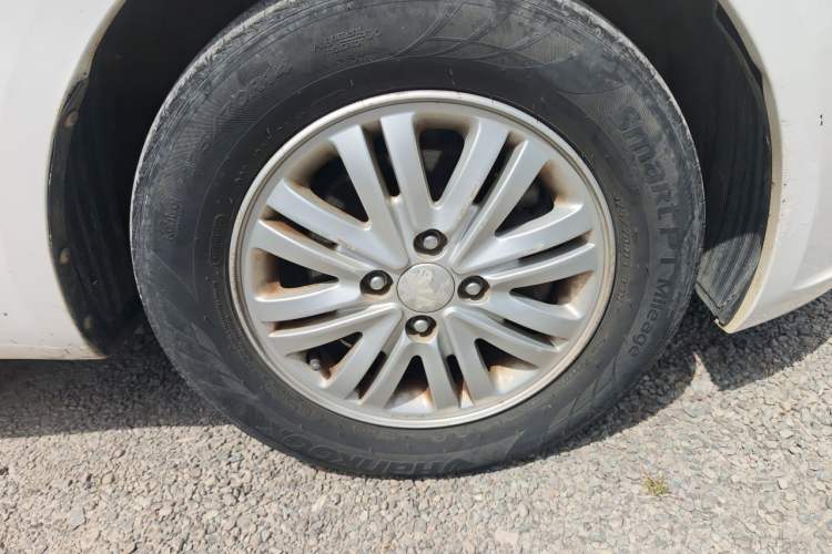 Used Kia K2 2012 Sedan 1.4L Automatic GLS Commemorative Edition