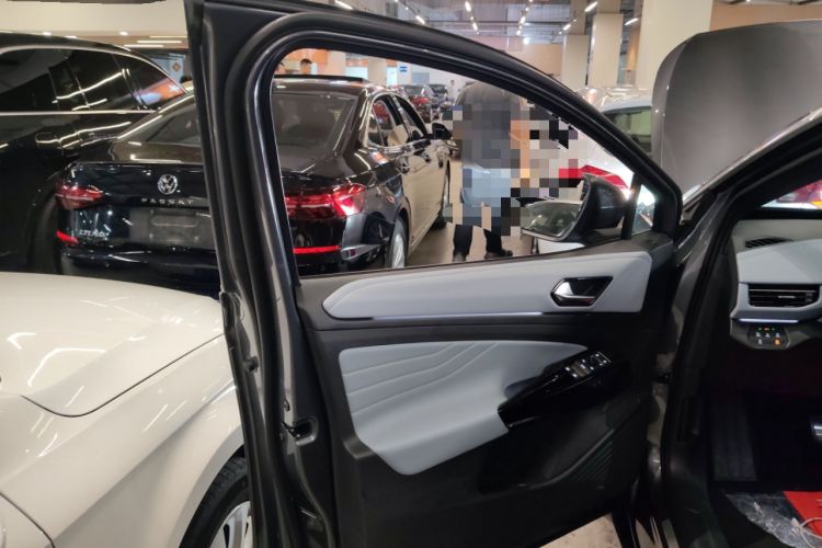 Used Volkswagen ID.4 X 2024 Pure & Smart Edition