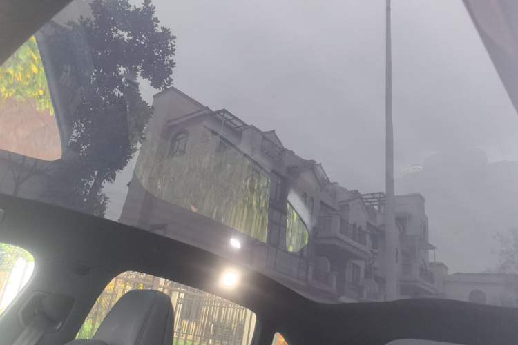 Used ONVO L60 2024 60 kWh All-Wheel Drive