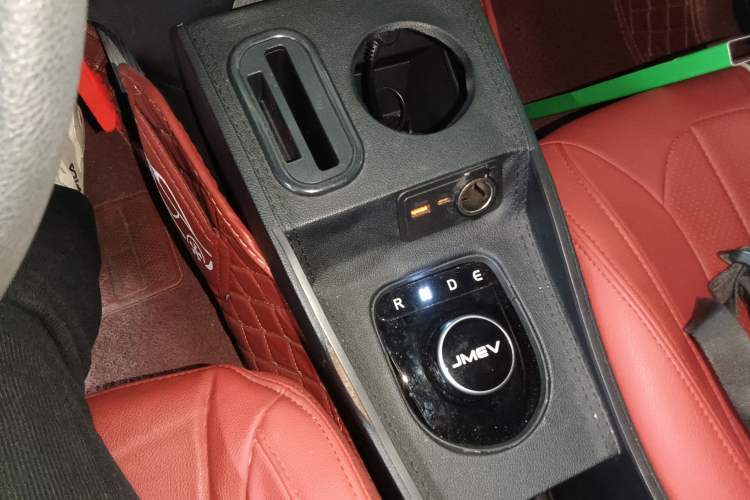 Used JMEV Xiao Qilin 2022 Heart-Pounding Edition