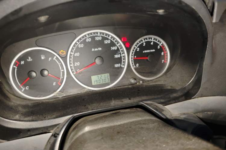 Used Foton Scenic 2014 2.0L Express Classic Long-Wheelbase Low-Roof 4Y20M Instrument Cluster