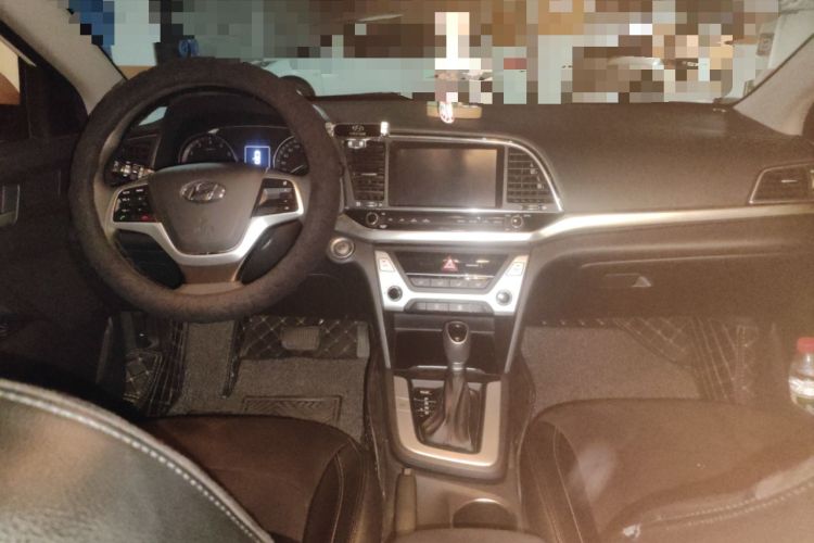 Used Hyundai Elantra (6th Generation / Lingdong) 2016 1.6L Automatic ZhiXuan – Elite Version Center Console