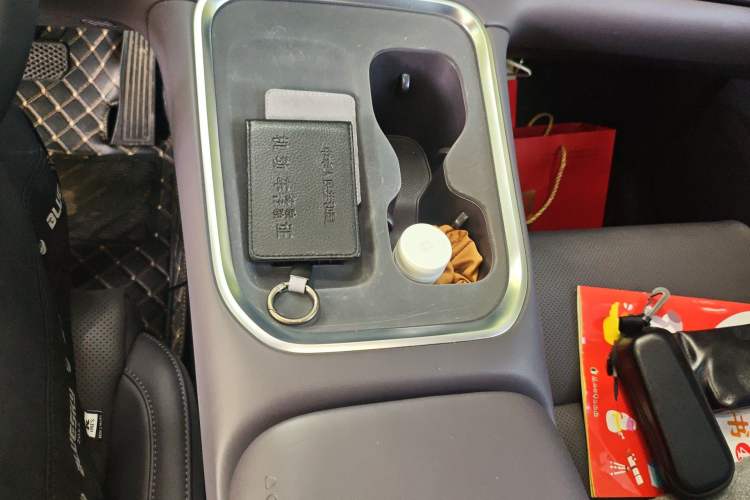 Used Leapmotor C16 2026 All-Electric 630 LiDAR Zhizun Edition 6 Seats
