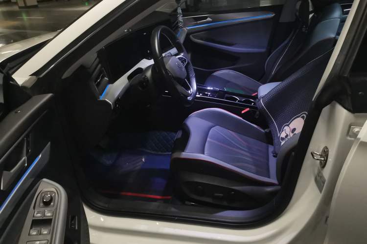 Used Volkswagen Lamando 2022 Lavida L 280TSI DSG Cool & Spicy Edition Left Front Seat