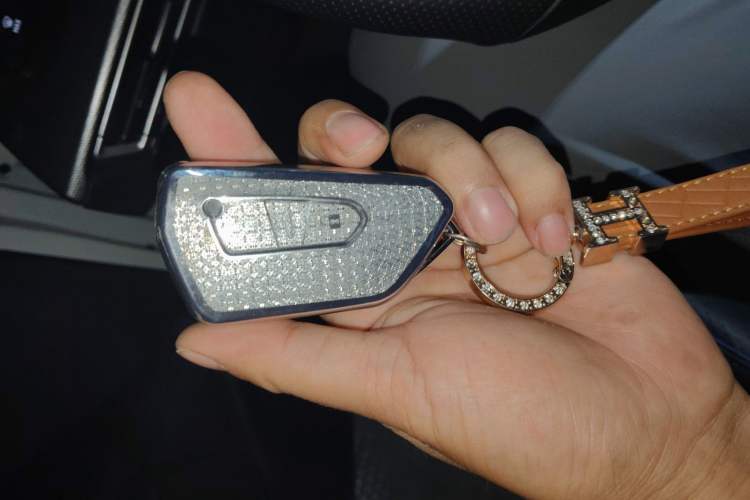 Used Volkswagen Golf 2025 Facelift 300TSI R-Line Vehicle Key