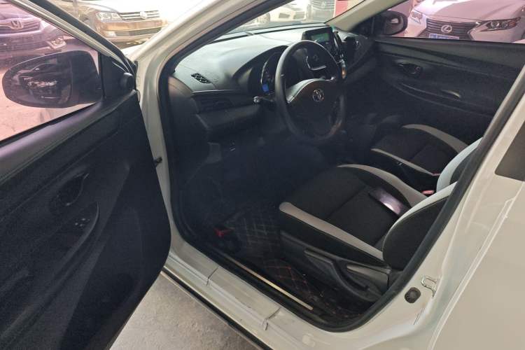 Used Toyota YARiS L Zhi Xuan 2020 X-Trail X 1.5L CVT Leading Edition
