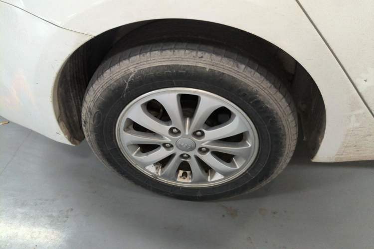 Used Kia K3 2015 1.6L Manual GL
