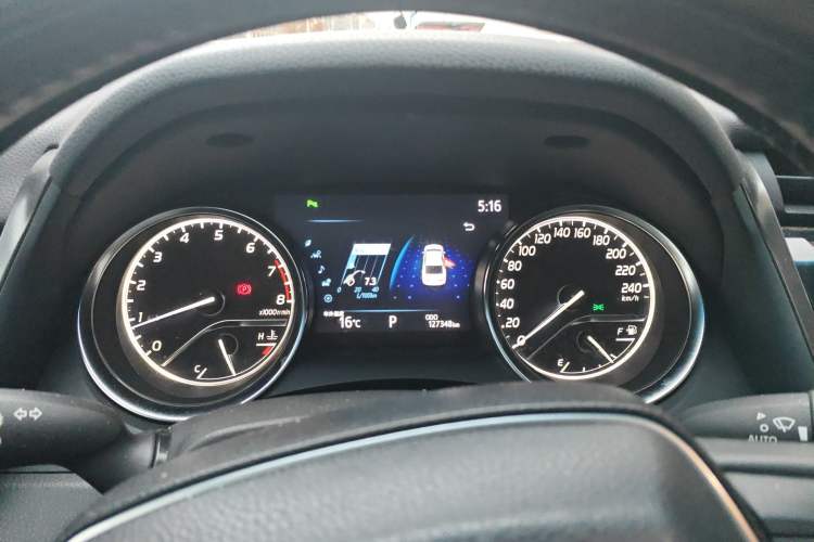 Used Toyota Camry 2019 2.0G Luxury Edition China V Standard Instrument Cluster