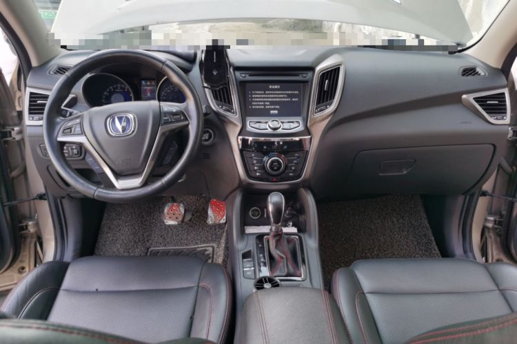 Used CHANGAN CS75 2014 1.8T Automatic Elite Model China IV Standard Center Console