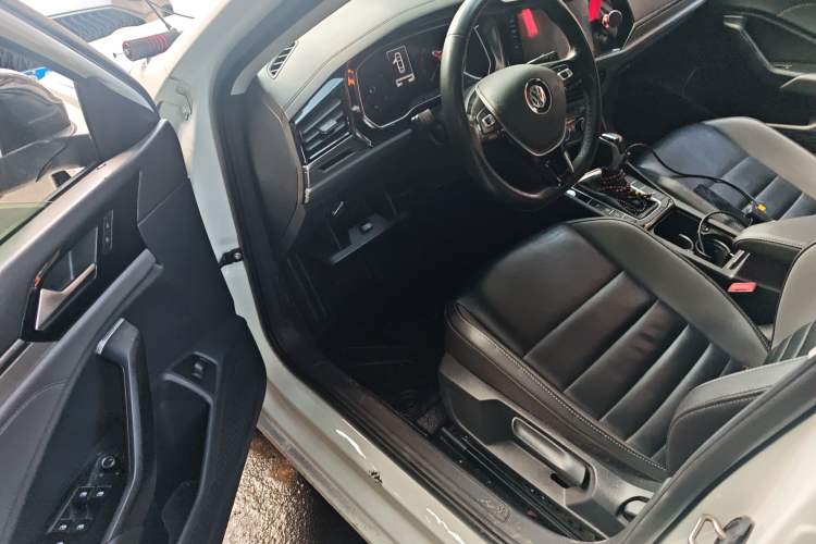 Used Volkswagen Sagitar 2019 280TSI DSG Comfort Version China VI Standard Driver Seat