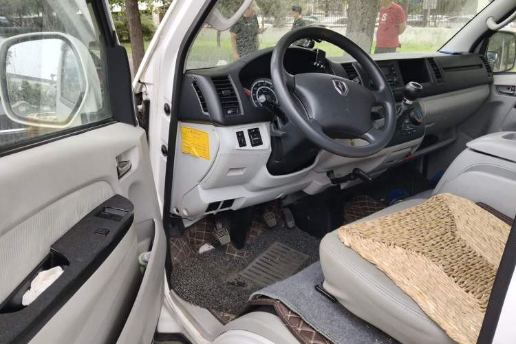 Used Jinbei Hiace 
