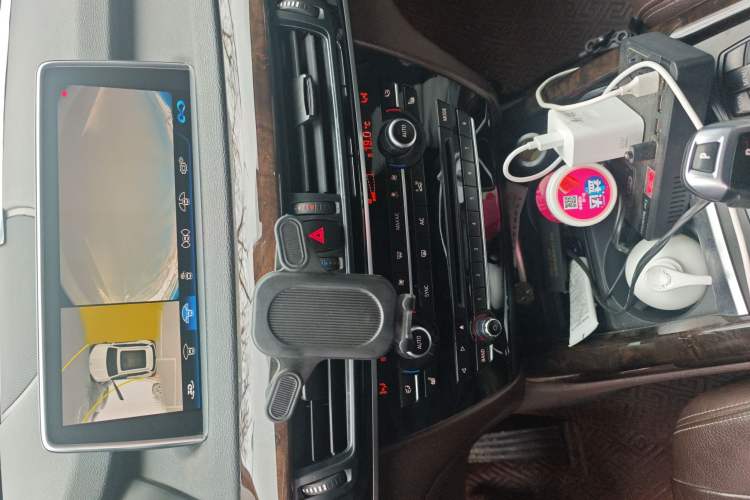 Used BMW X5 2015 xDrive28i
