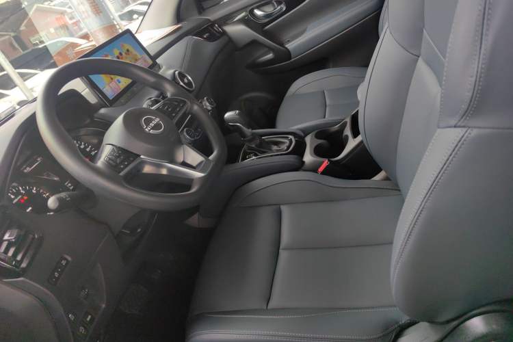 Used Nissan Qashqai 2025 Honor 2.0L CVT XV Genuine Edition
