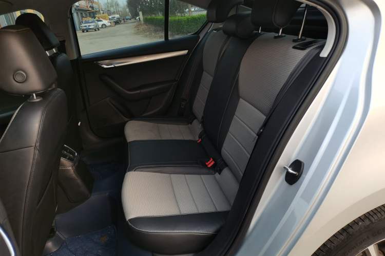 Used Skoda Octavia 2017 1.6L Automatic Chuanxing Edition
