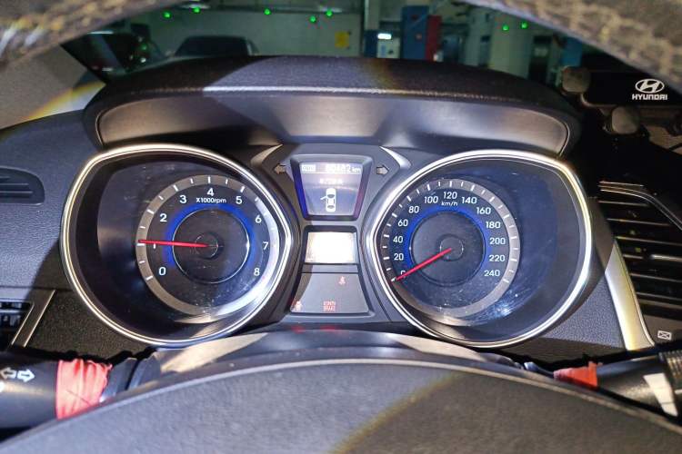 Used Hyundai Elantra (5th Generation / Langdong) 2015 1.6L Automatic Luxury Model
