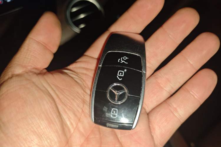 Used Mercedes-Benz E-Class 2019 E 200 L Vehicle Key