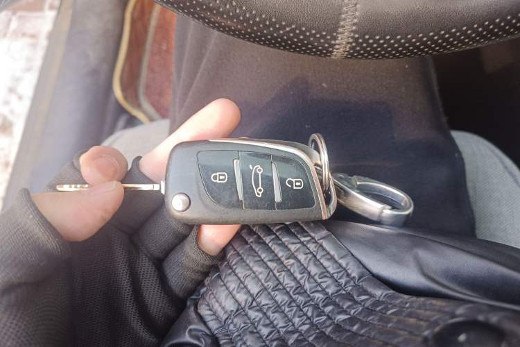 Used Mazda 6 2010 2.0L Manual Transmission
