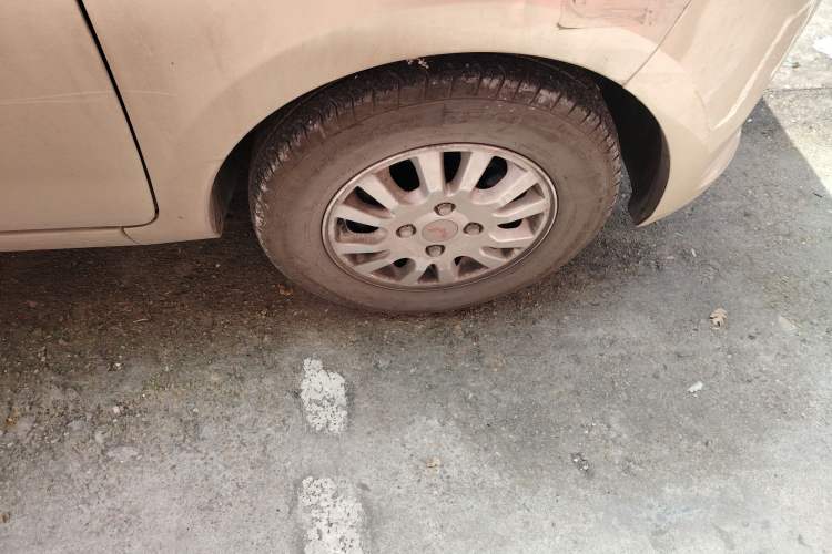 Used Wuling Rongguang V 2018 1.5L Standard Version
