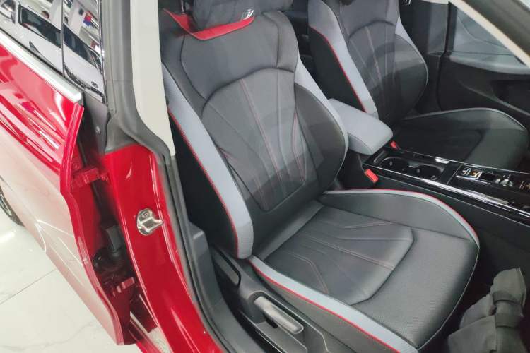 Used Volkswagen Lamando 2023 Lavida L 280TSI DSG Cool & Spicy Edition
