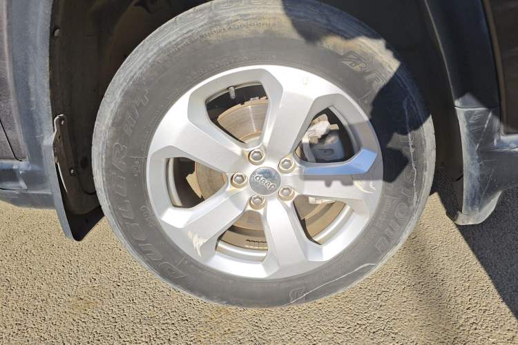 Used Jeep Compass 2019 220T Automatic Family Edition
