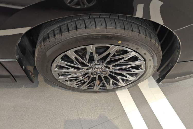 Used Toyota Vellfire 2019 Dual-Engine 2.5L HV Luxury Edition Right Front Wheel Hub