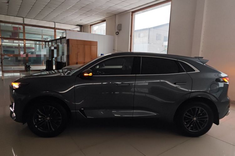 Used Changan UNI-K 2023 2.0T Two-Wheel Drive YueShang Trim
