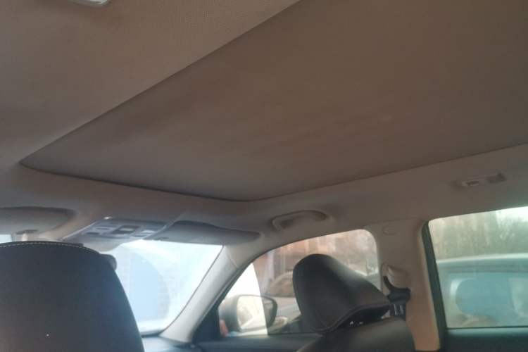 Used Geely Auto Emgrand X7 Sport 2020 1.8TD DCT Two-Wheel Drive Smart Connect 4G-Enabled Version
