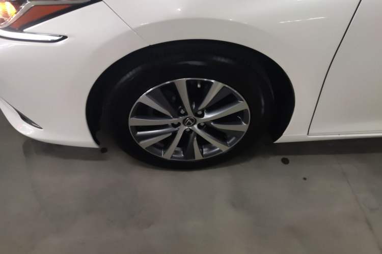Used Lexus ES 2018 200 Excellence Edition China V Standard