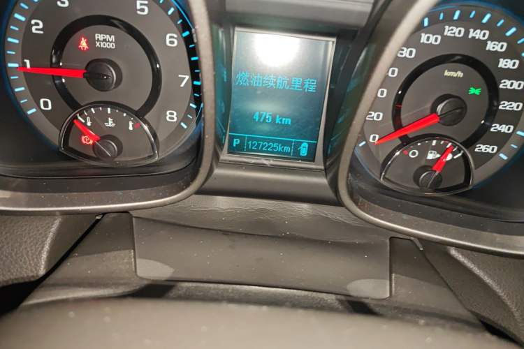 Used Chevrolet Malibu 2014 2.0L Automatic Comfort Edition Odometer Close Up