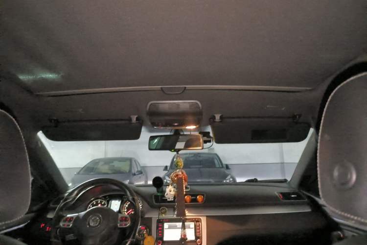 Used Volkswagen FAW-Volkswagen CC 2013 2.0 TSI Luxury Model Headliner