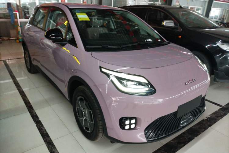 Used AION UT 2025 330 Starlight Edition
